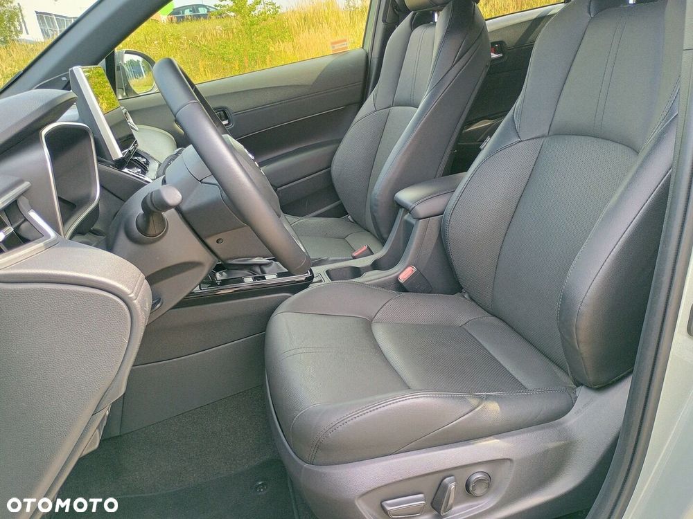 Toyota Corolla Cross - 18