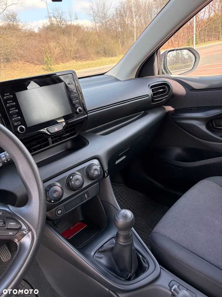 Toyota Yaris 1.0 Active - 7