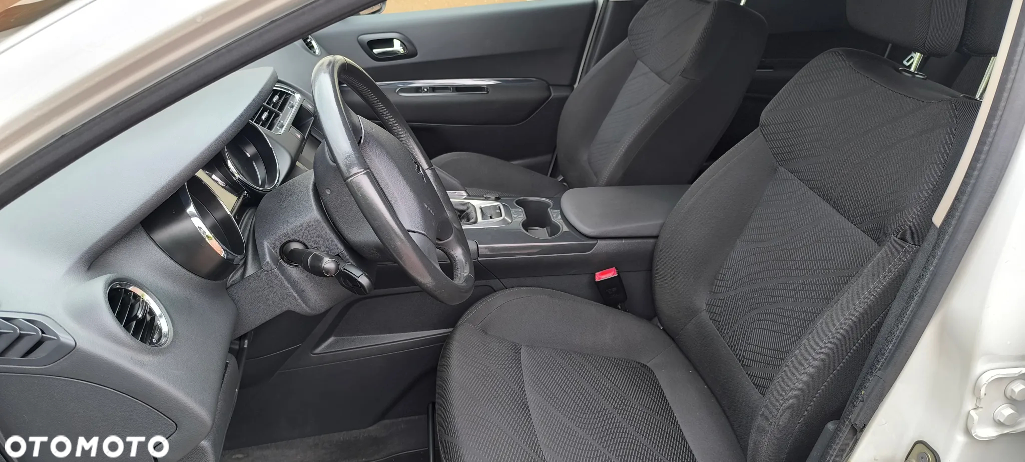 Peugeot 3008 - 11