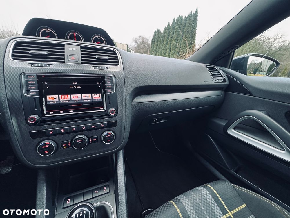Volkswagen Scirocco - 18