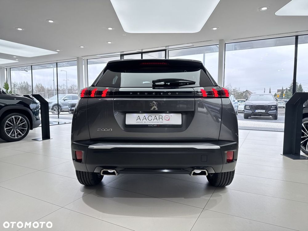 Peugeot 2008 - 4