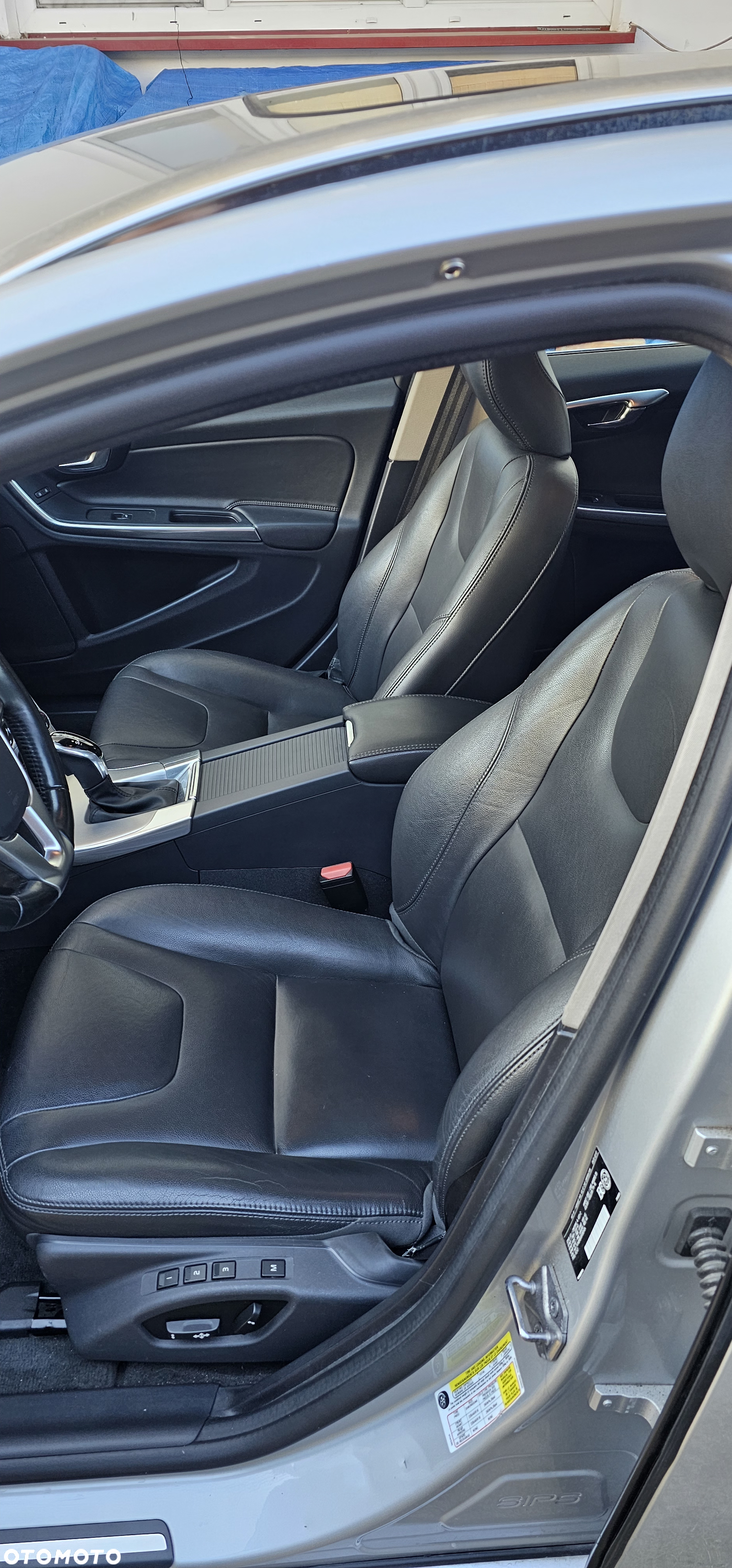 Volvo V60 T5 Drive-E R-Design Summum - 28