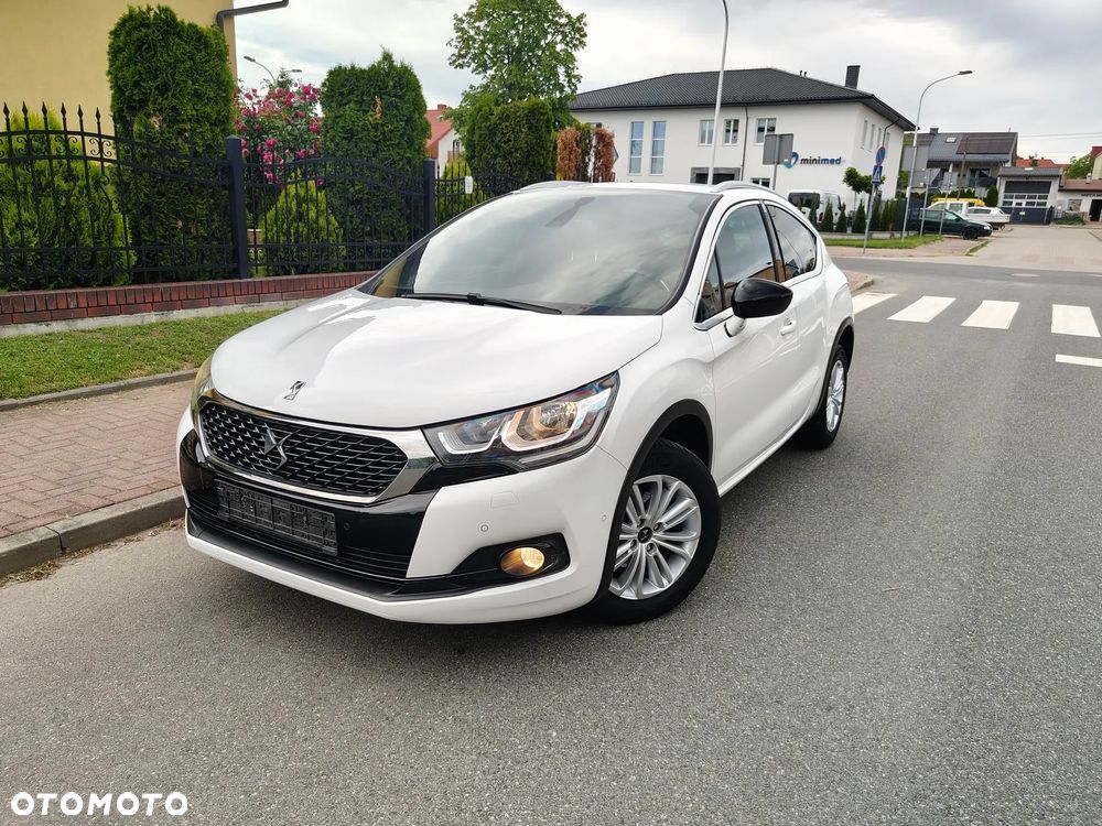 DS Automobiles DS 4 Crossback - 10