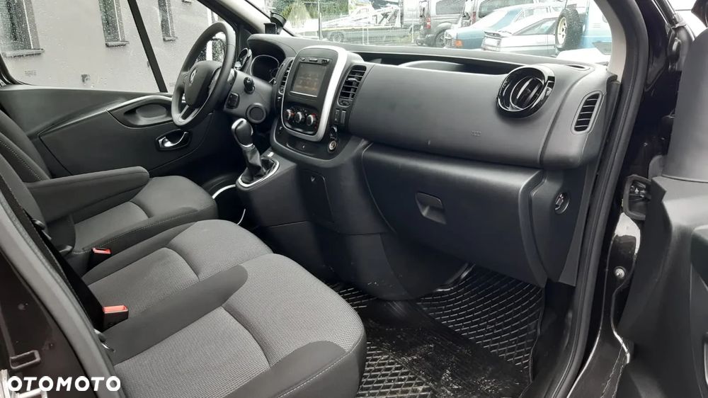 Renault Trafic - 13