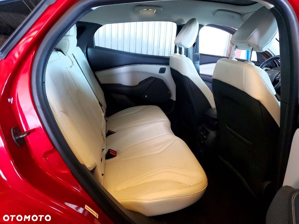 Ford Mustang Mach-E AWD PREMIUM - 10