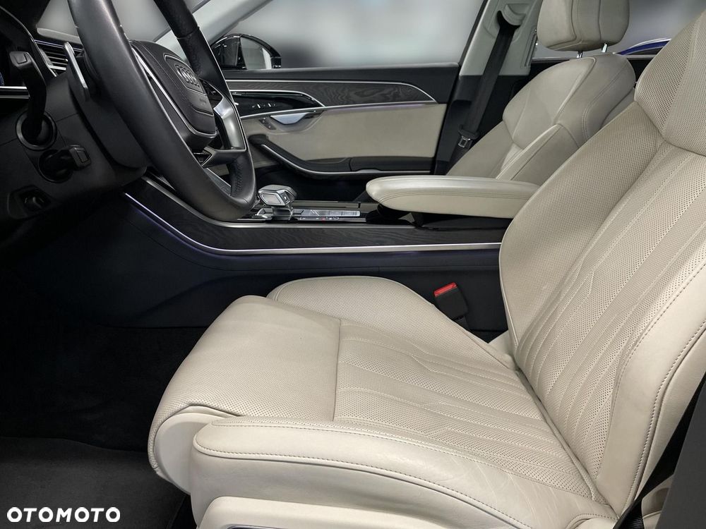 Audi A8 - 11
