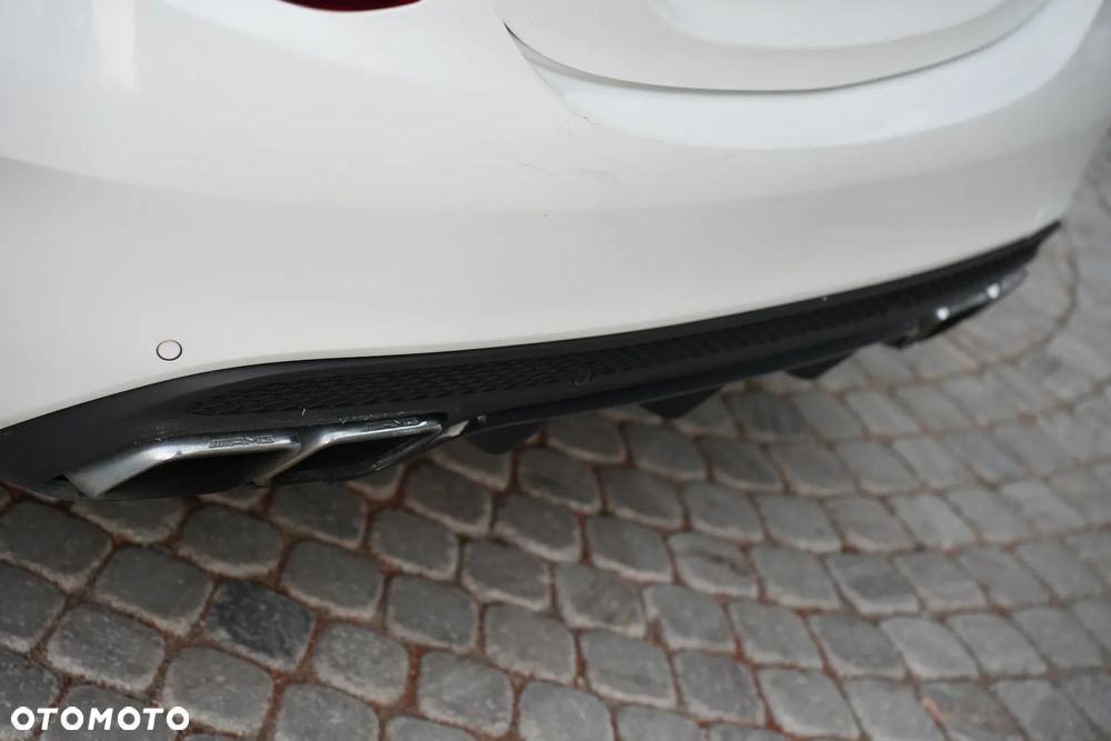 Mercedes-Benz Klasa C AMG 63 S - 14