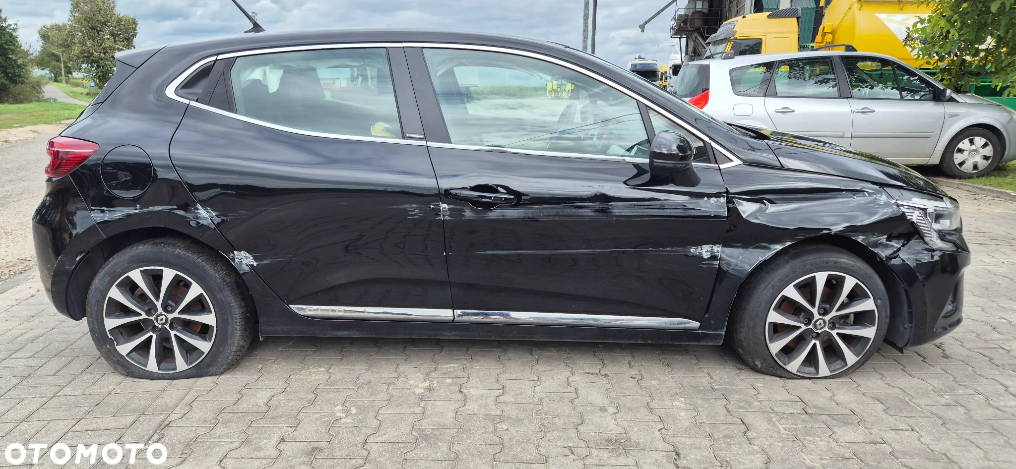 Renault Clio 1.6 E-TECH Intens - 10
