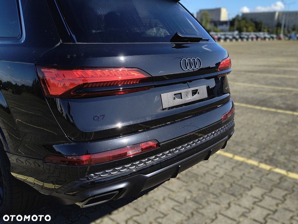 Audi Q7 - 8