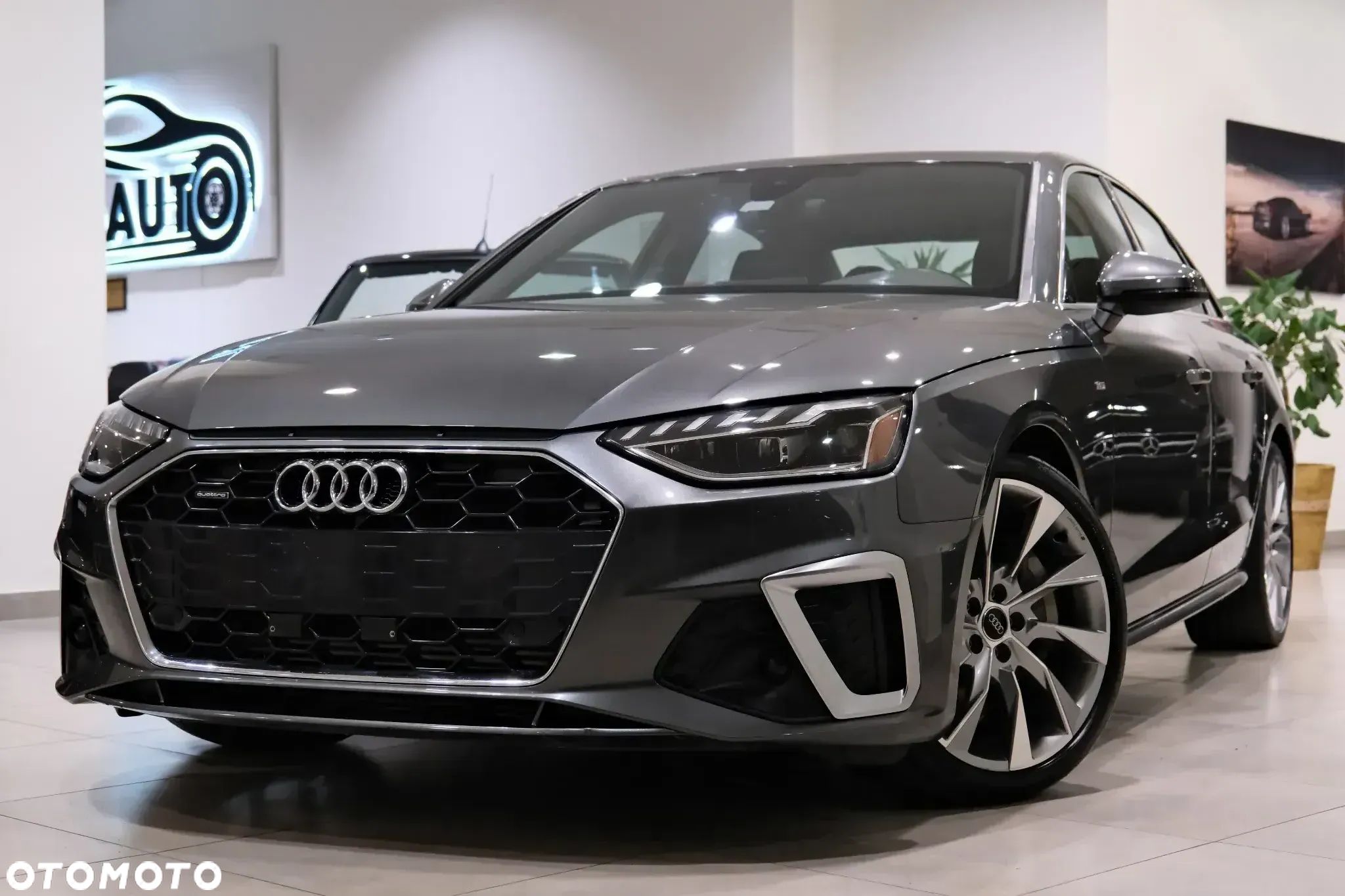 Audi A4 - 1