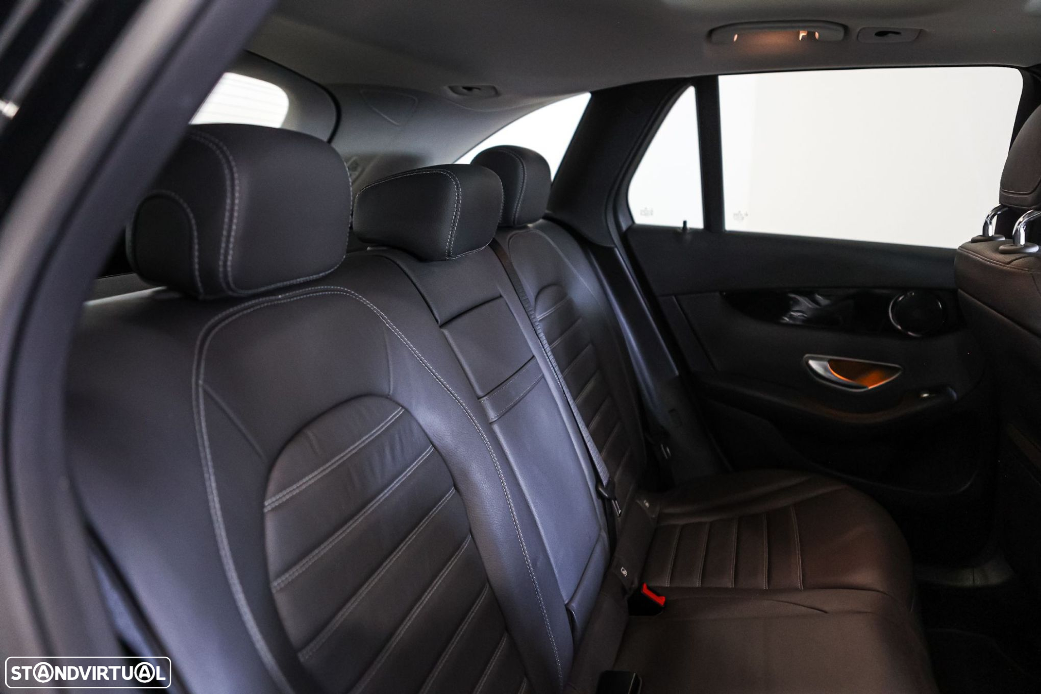 Mercedes-Benz GLC 300 de 4Matic - 12