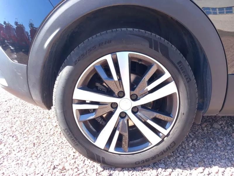 Peugeot 3008 1.5 BlueHDi Allure S&S EAT8 - 18