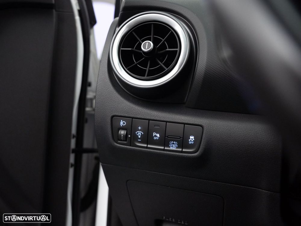 Hyundai Kauai 1.6 GDi HEV Premium Pack Plus - 18