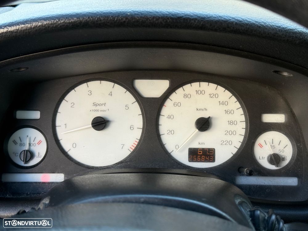 Opel Astra 1.4 Sport - 23