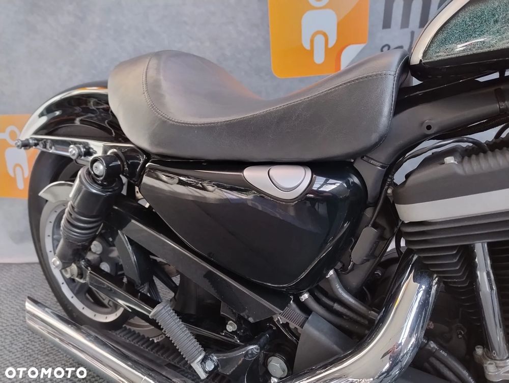 Harley-Davidson Sportster Iron 883 - 28