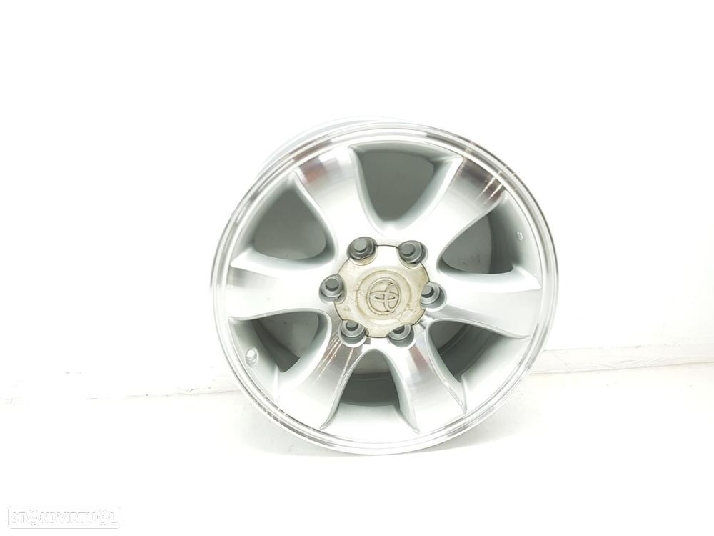 PNEU TOYOTA LAND CRUISER J12 - 1