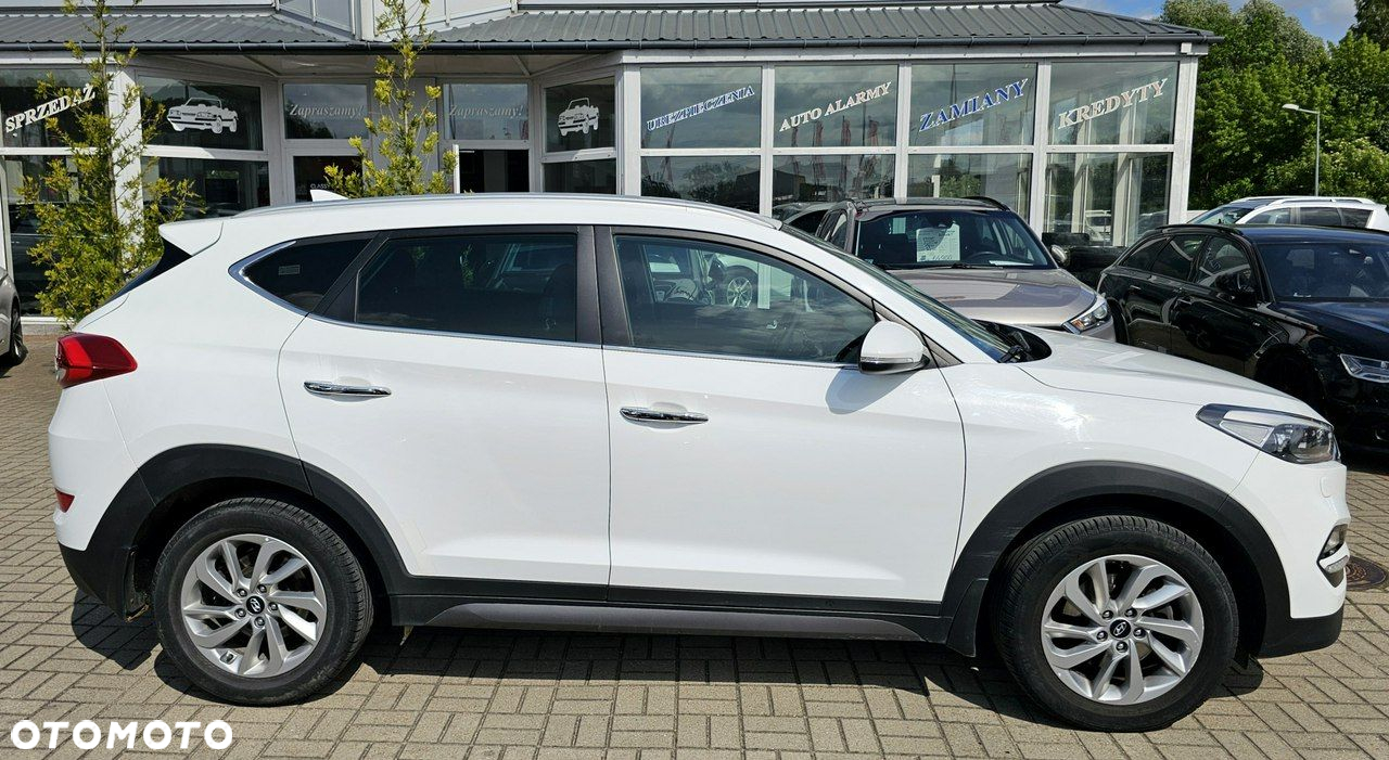 Hyundai Tucson 2.0 CRDI BlueDrive Comfort 2WD - 4