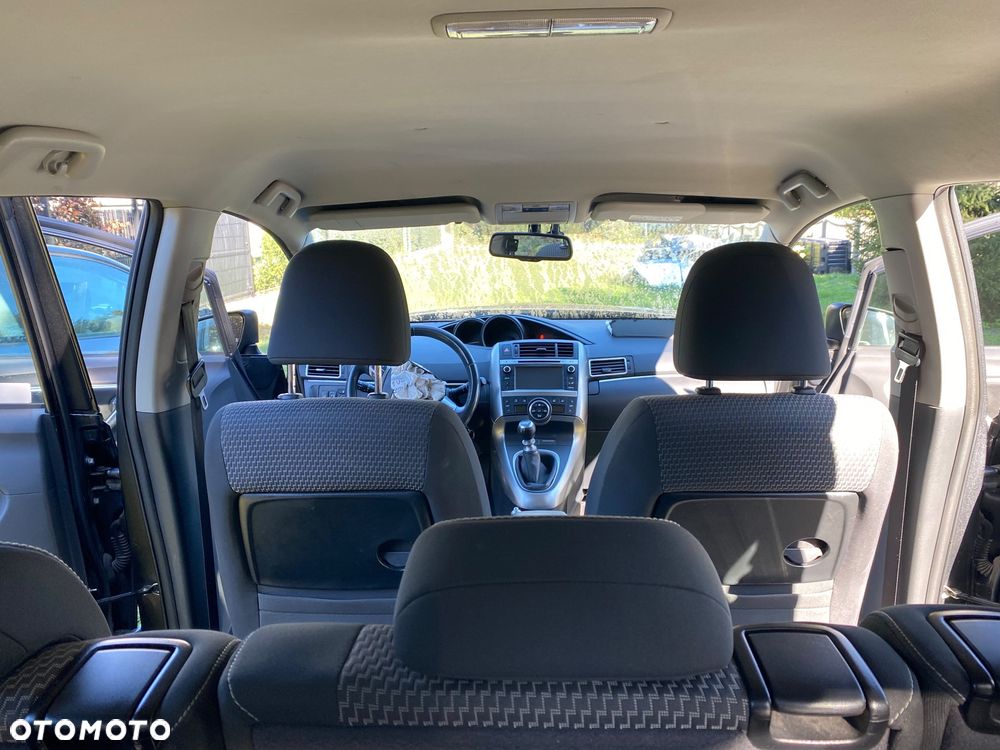 Toyota Verso 1.8 Premium 7os - 19