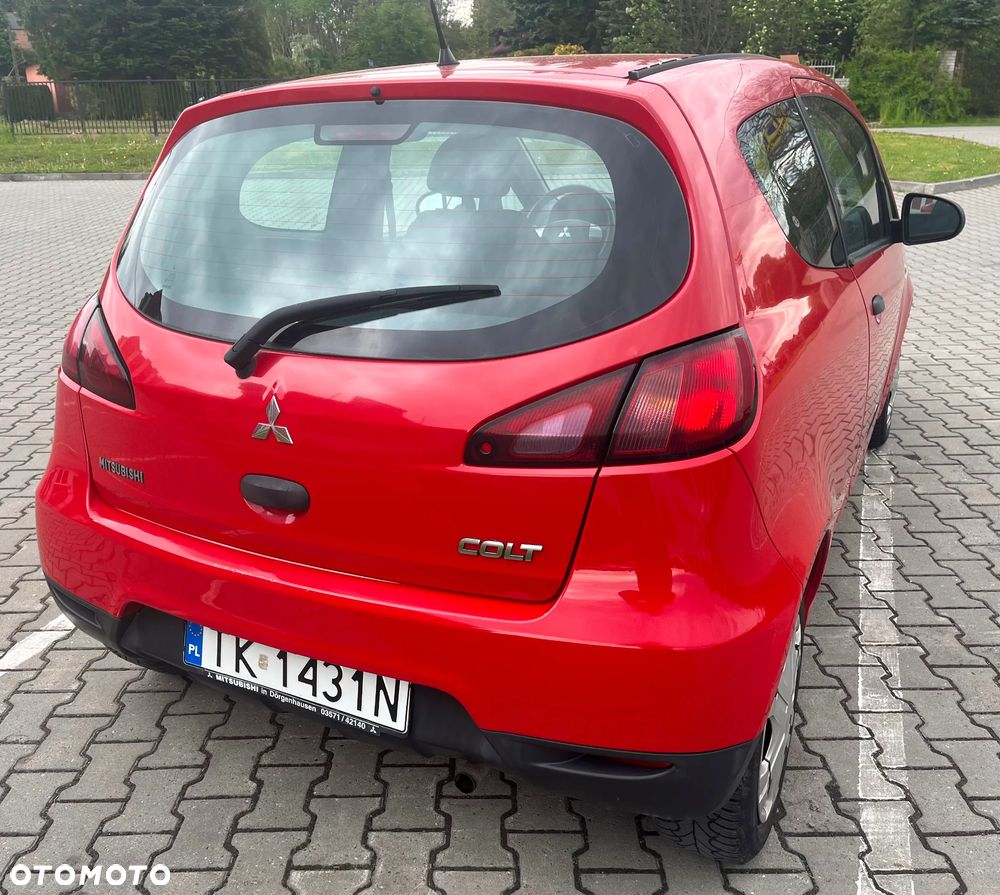 Mitsubishi Colt - 5