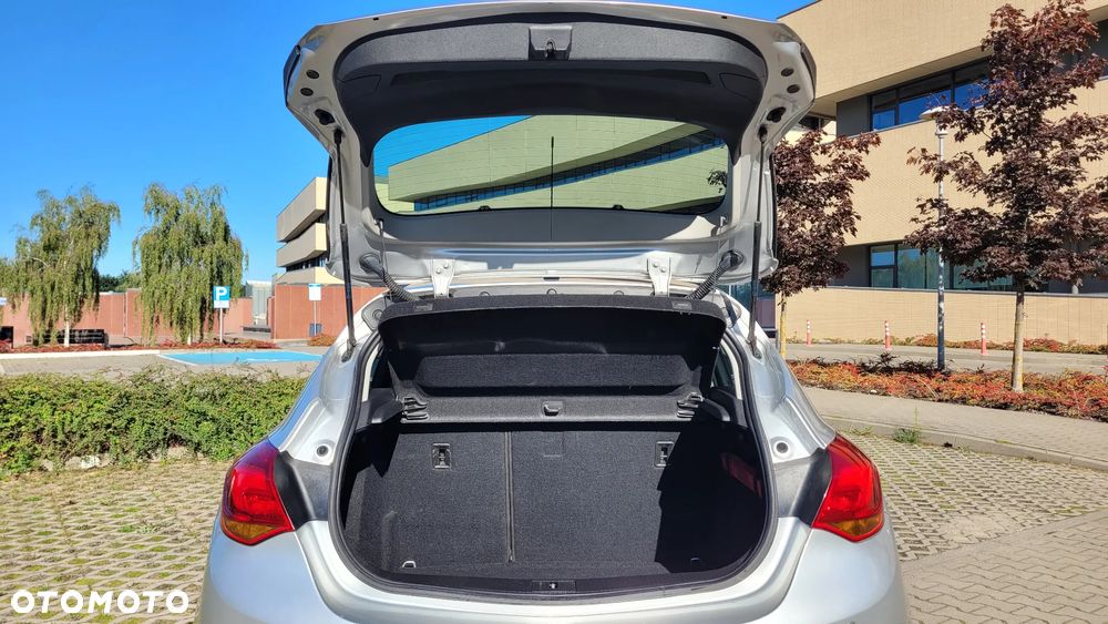 Opel Astra 1.7 CDTI Cosmo - 23