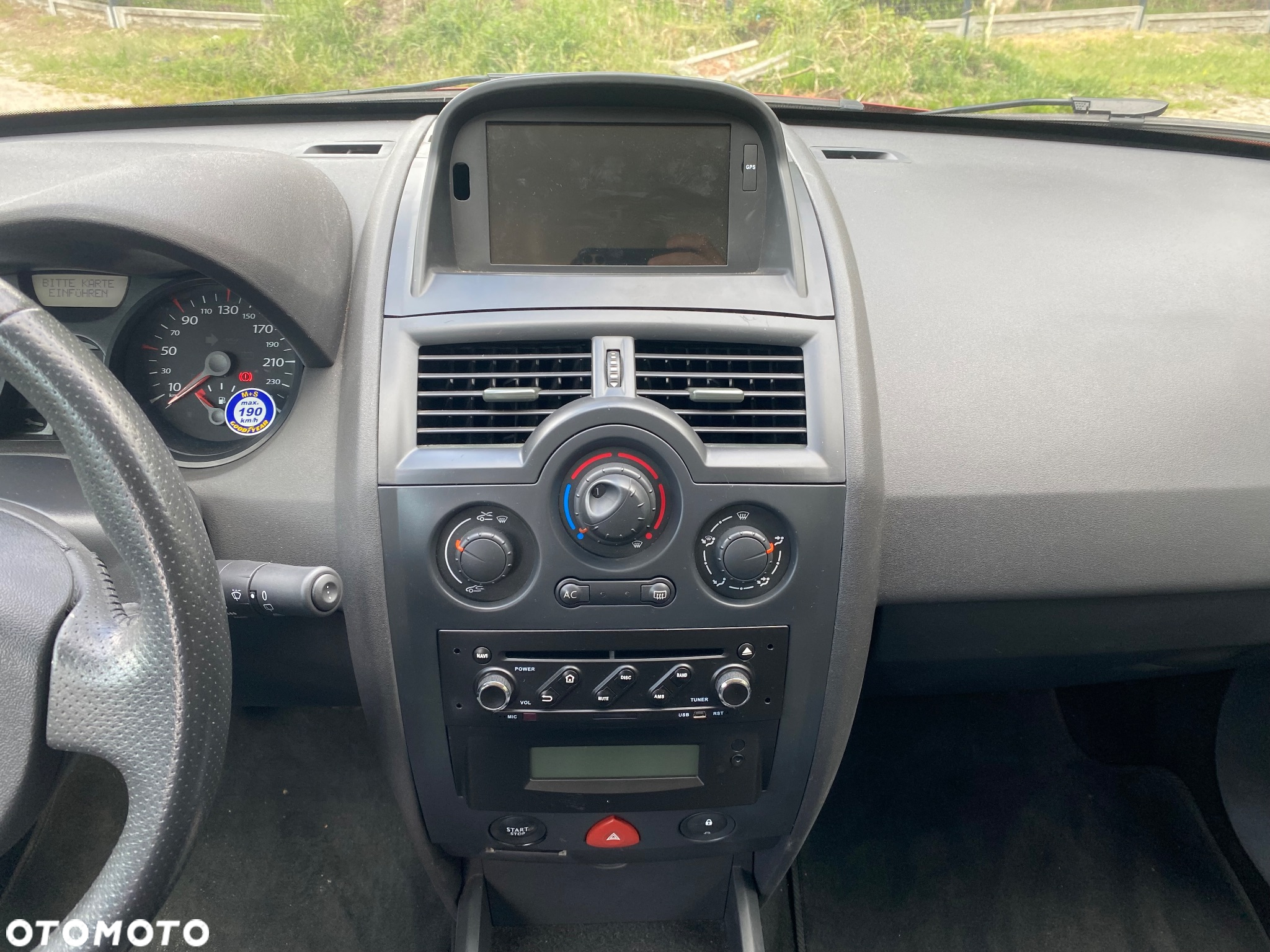 Renault Megane 1.6 Exception - 12