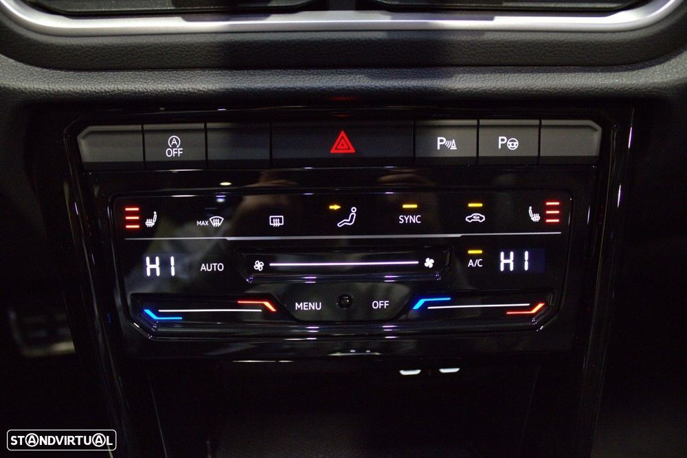 VW T-Roc 2.0 TDI R-Line DSG - 34