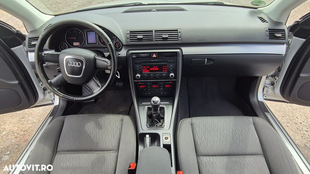Audi A4 Avant 2.0 TDI DPF - 12