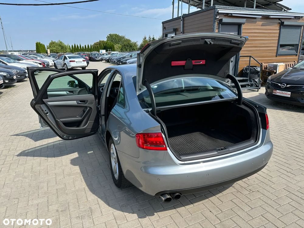 Audi A4 Limousine - 24