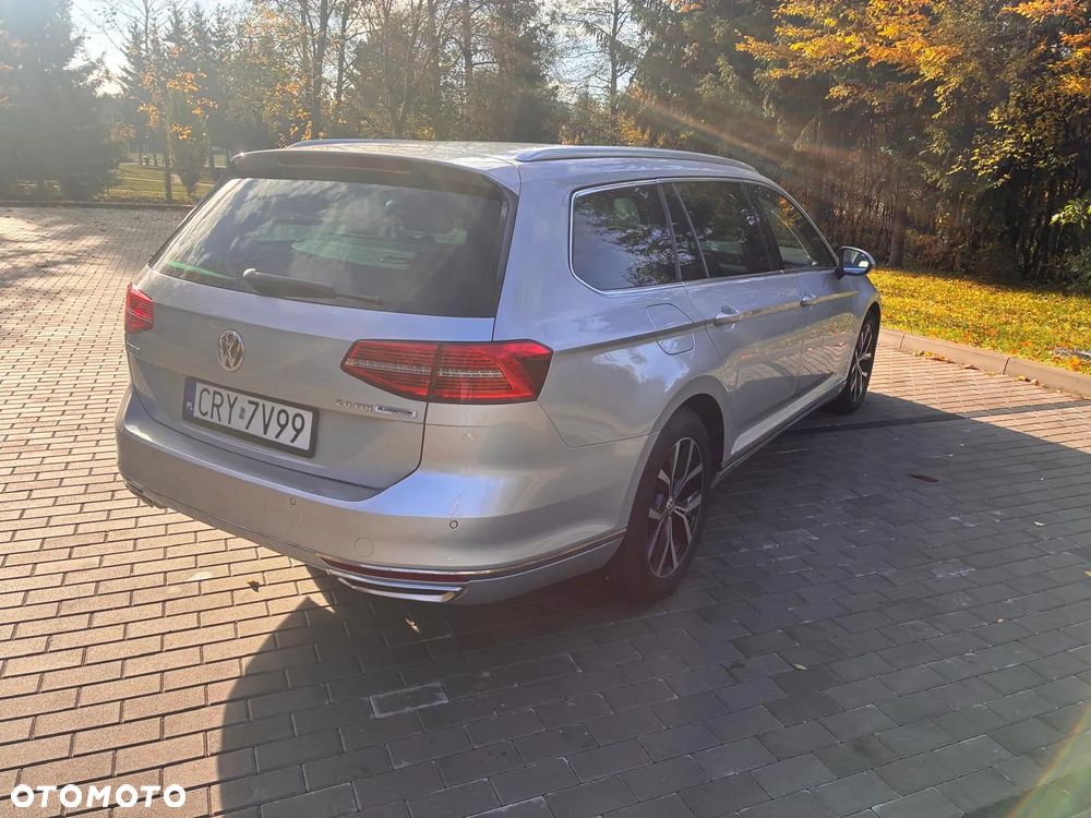 Volkswagen Passat 2.0 TDI BMT Highline DSG - 12