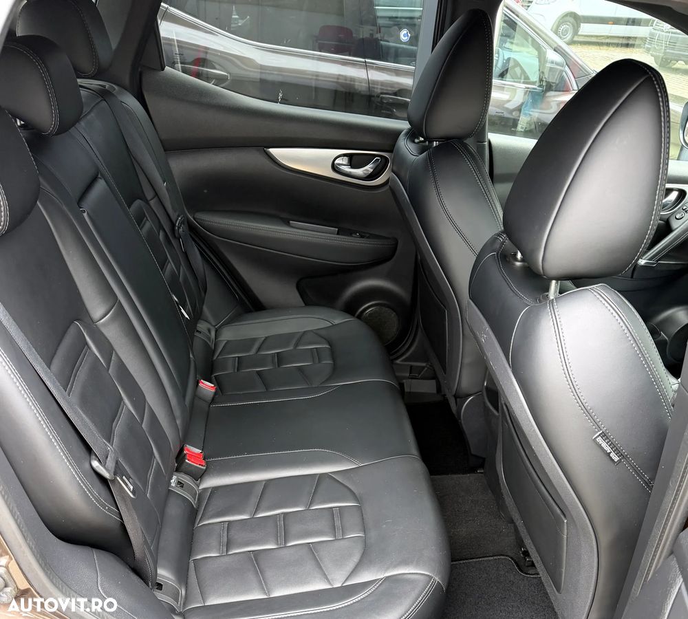 Nissan Qashqai 1.6 DCI ALL-MODE 4x4i TEKNA+ - 10