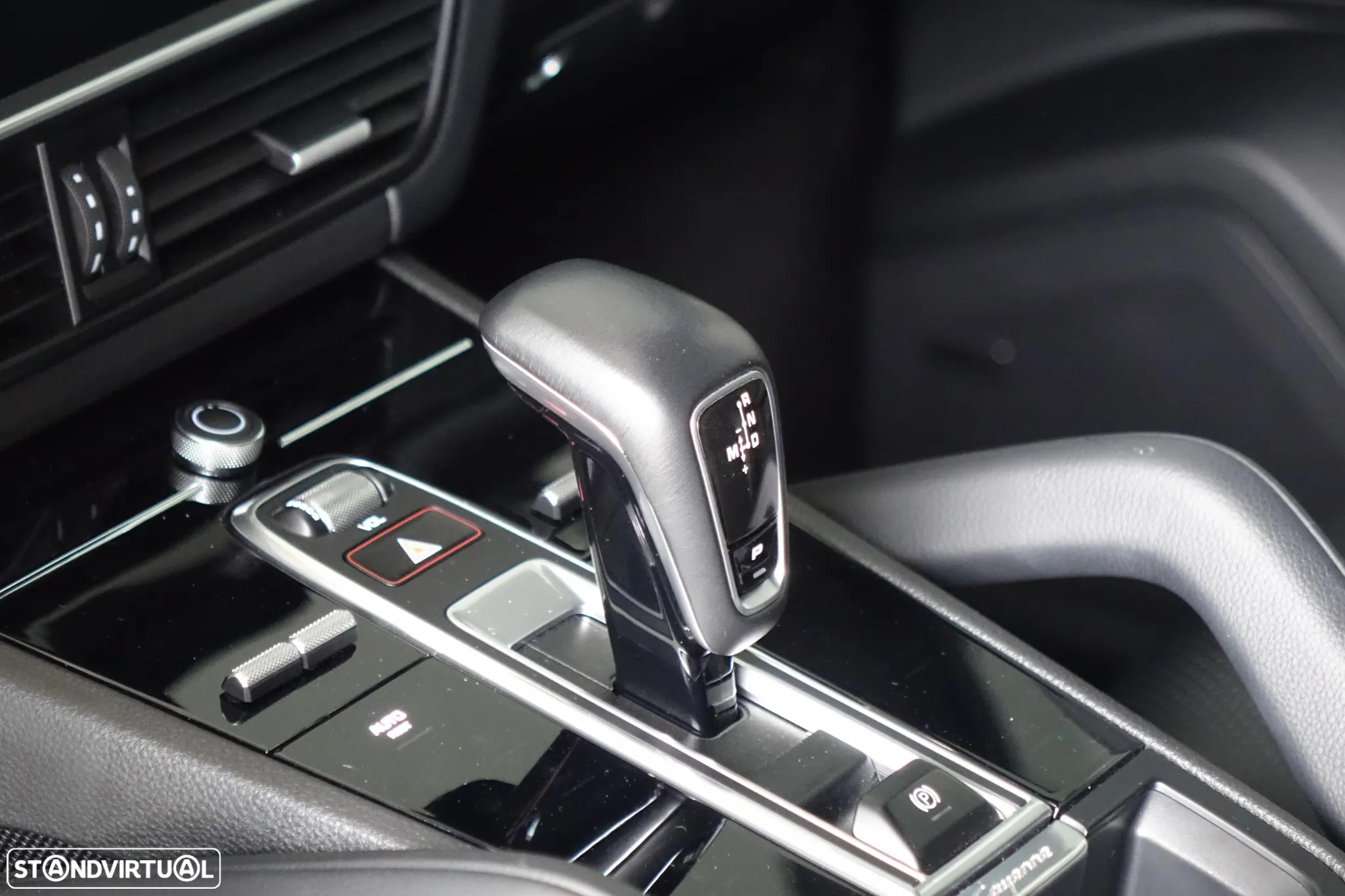 Porsche Cayenne E-Hybrid - 25