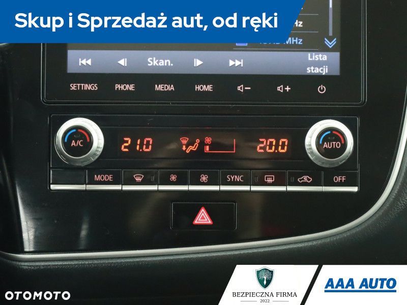 Mitsubishi Outlander - 15