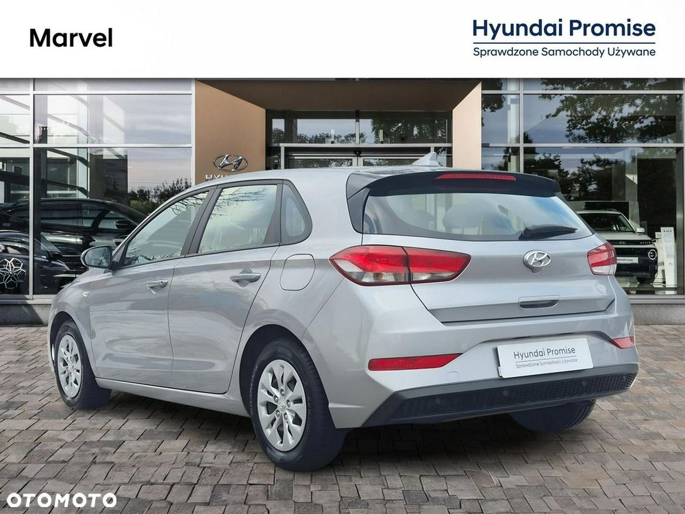 Hyundai i30 1.5 DPI Classic + - 4