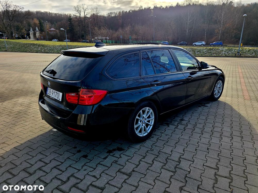 BMW Seria 3 318d - 7