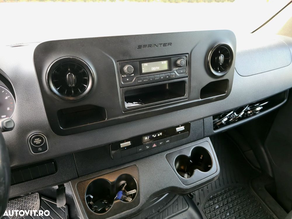 Mercedes-Benz Sprinter - 7