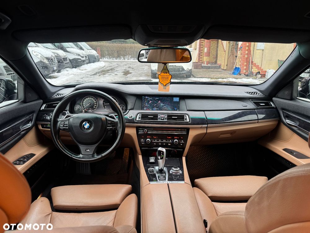 BMW Seria 7 - 20