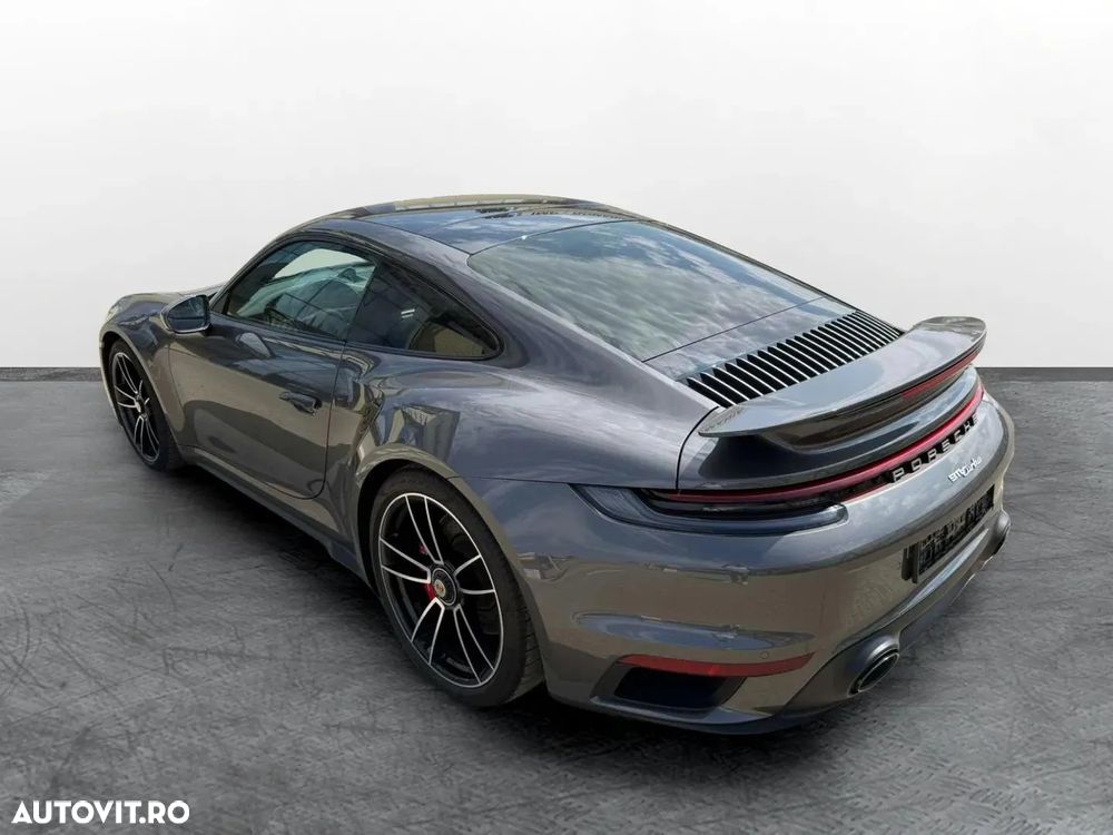 Porsche 911 Turbo - 3