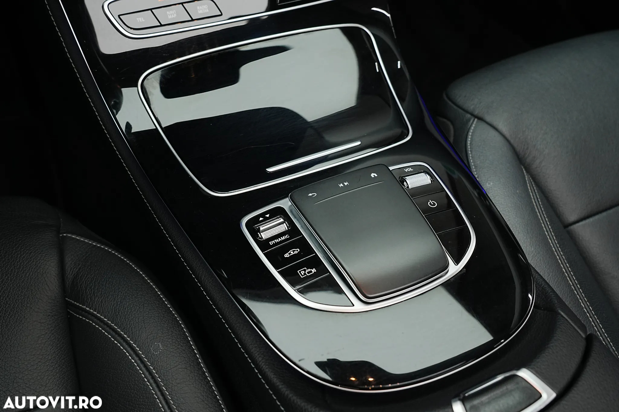 Mercedes-Benz E 300 de 9G-TRONIC Exclusive - 30