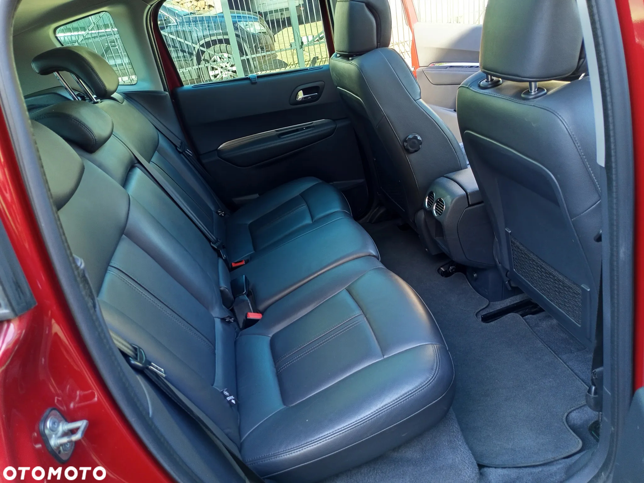 Peugeot 3008 HDi FAP 160 Automatik Allure - 16