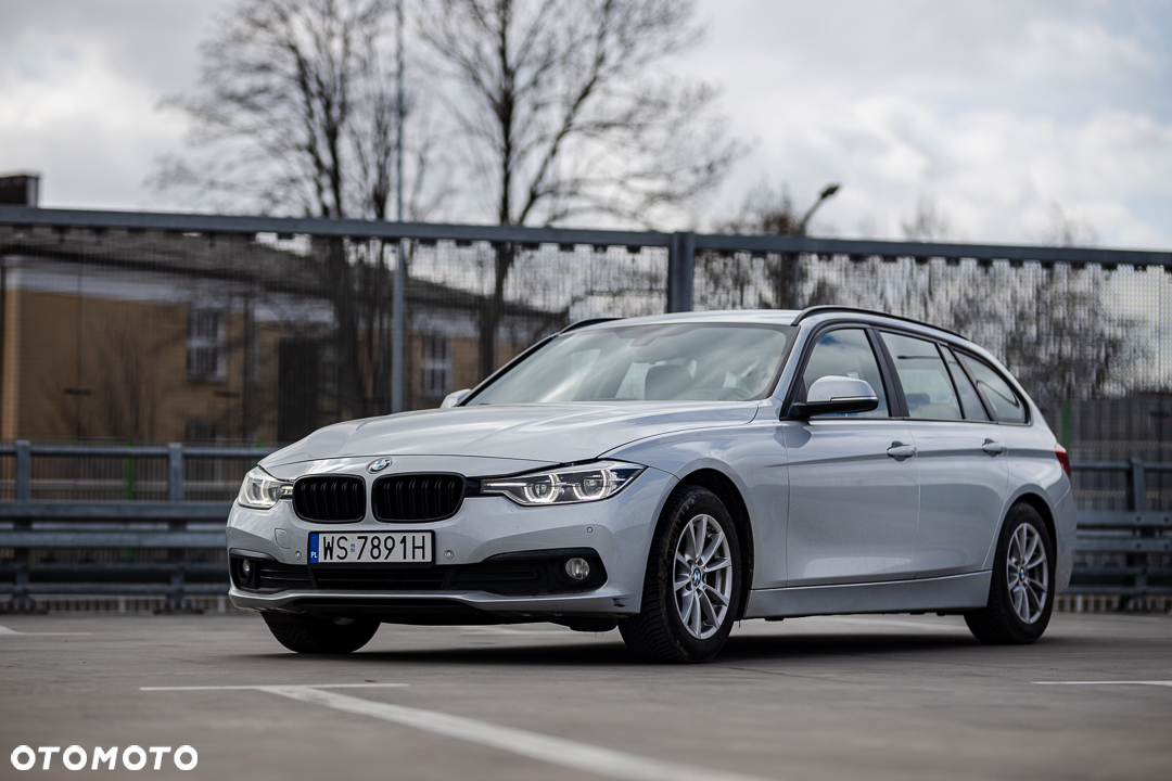 BMW Seria 3 320d Efficient Dynamics - 2