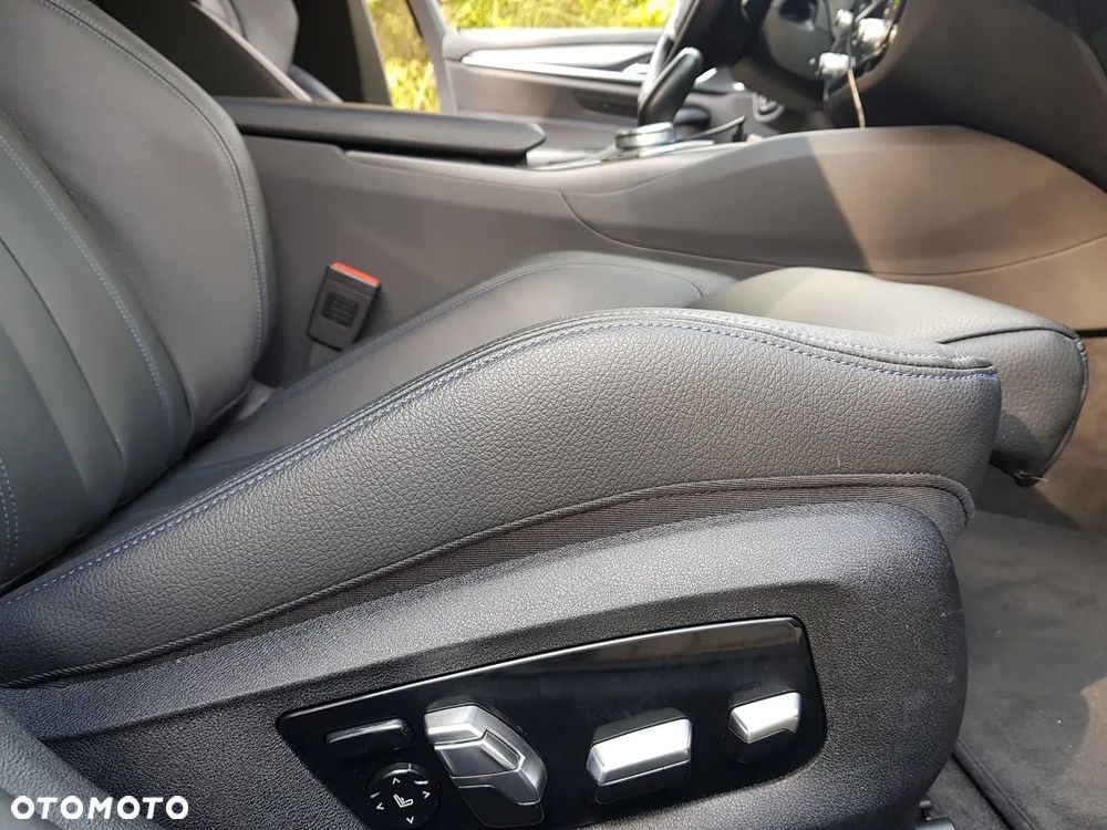 BMW Seria 5 540d xDrive M Sport Edition - 18