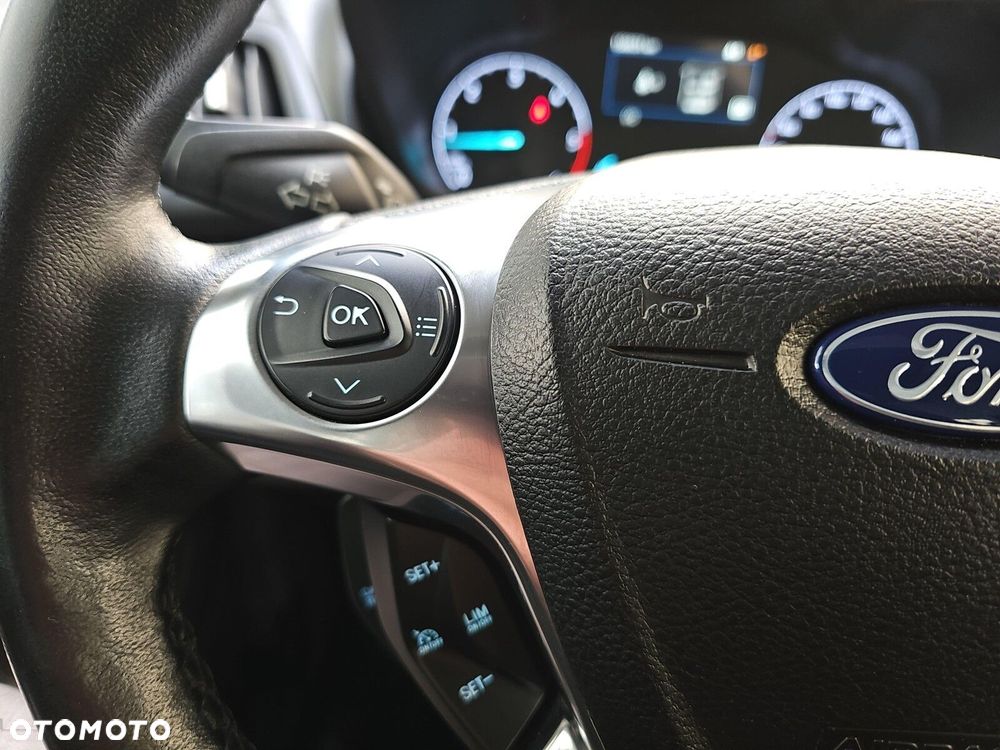 Ford Transit Connect - 15