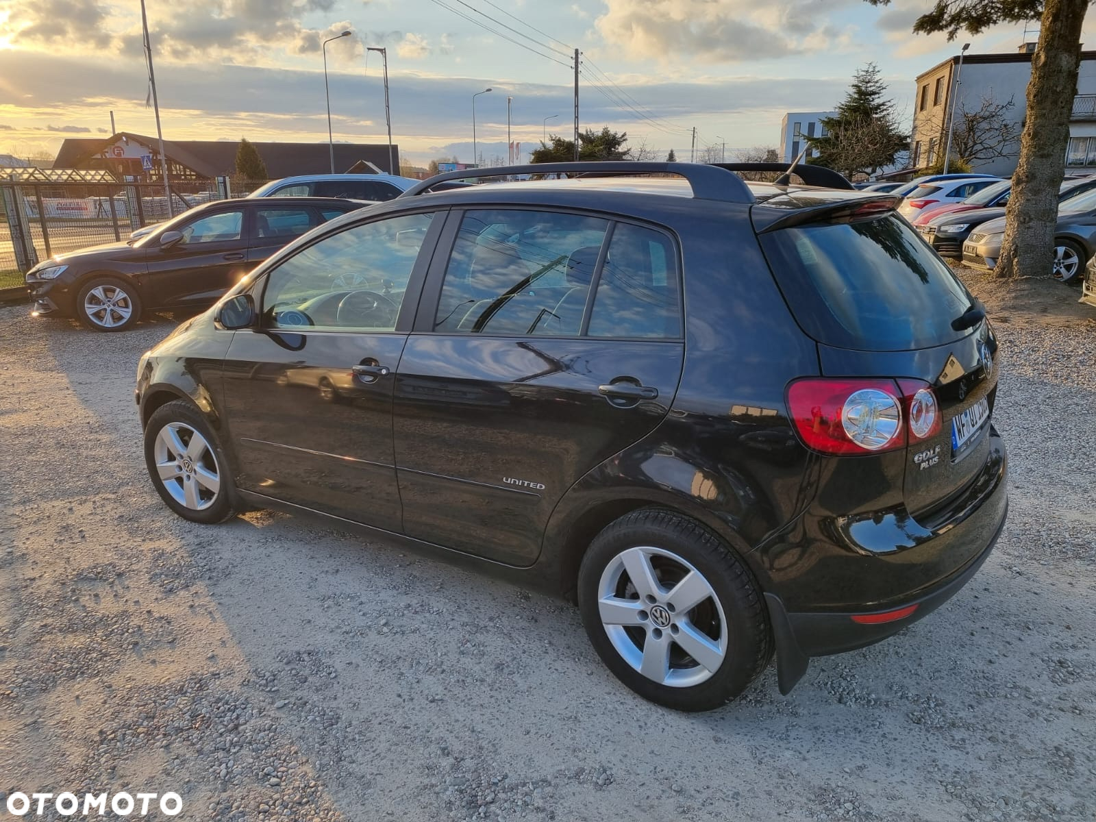 Volkswagen Golf Plus 1.9 TDI DPF United - 15
