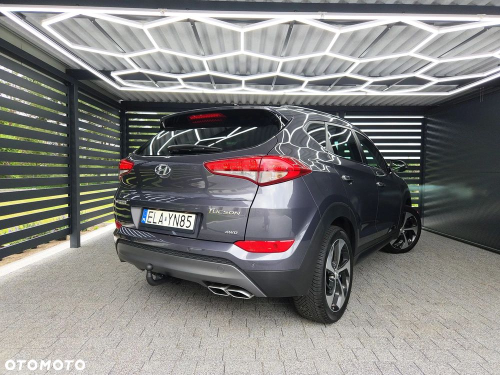 Hyundai Tucson 2.0 CRDI 4WD Premium - 19