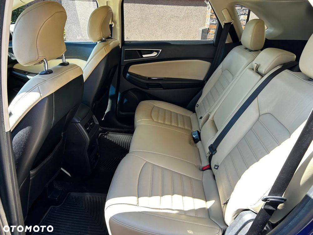 Ford Edge - 24