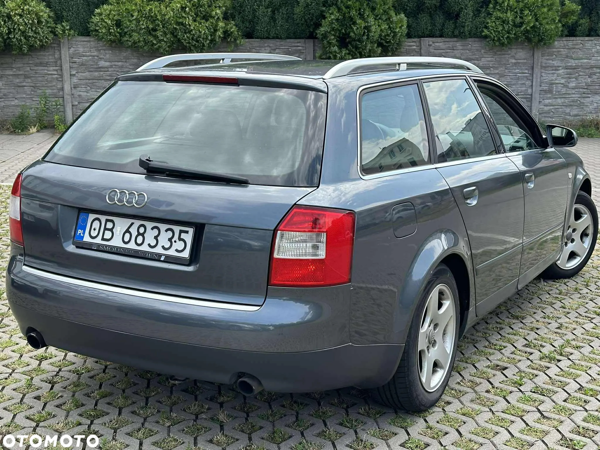 Audi A4 Avant 2.4 - 3
