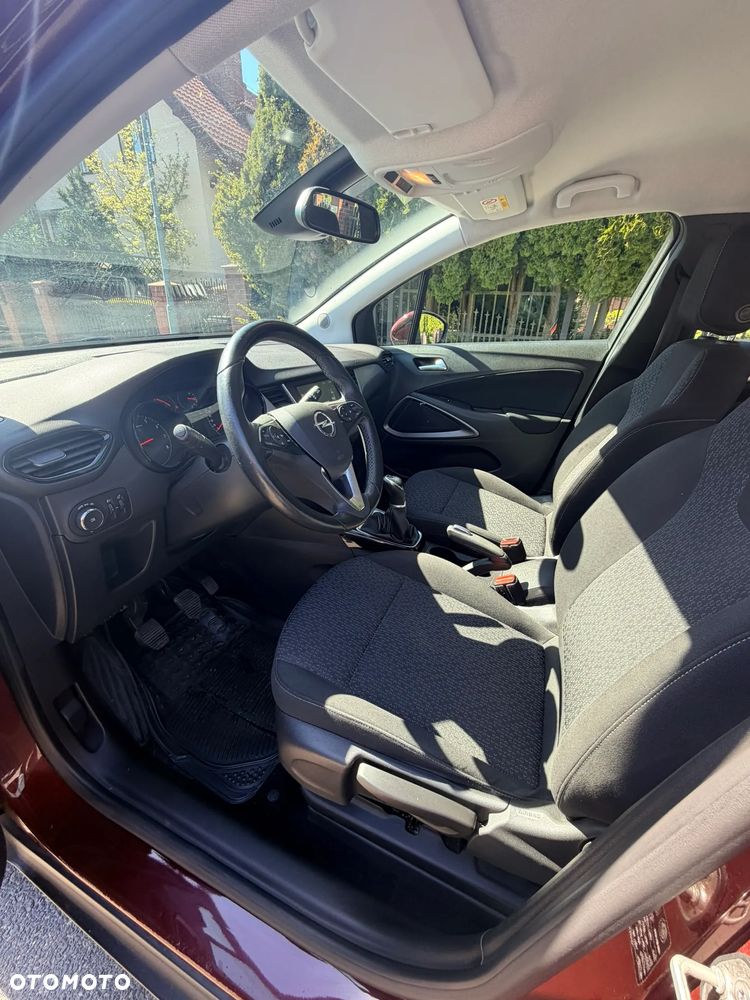 Opel Crossland X - 12