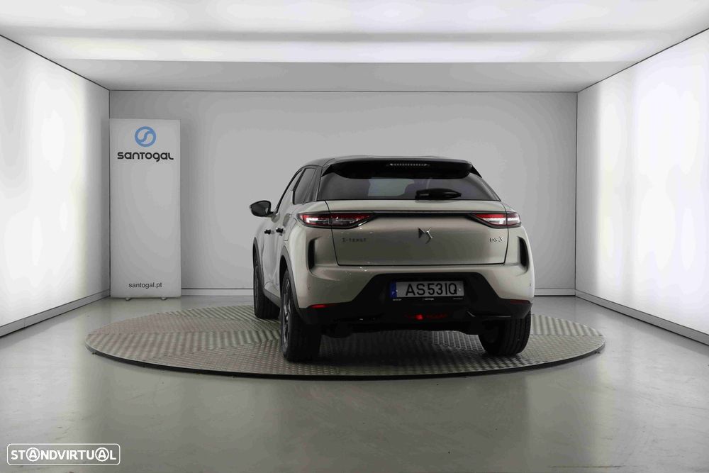 DS DS3 Crossback E-Tense Roofs of Paris - 4