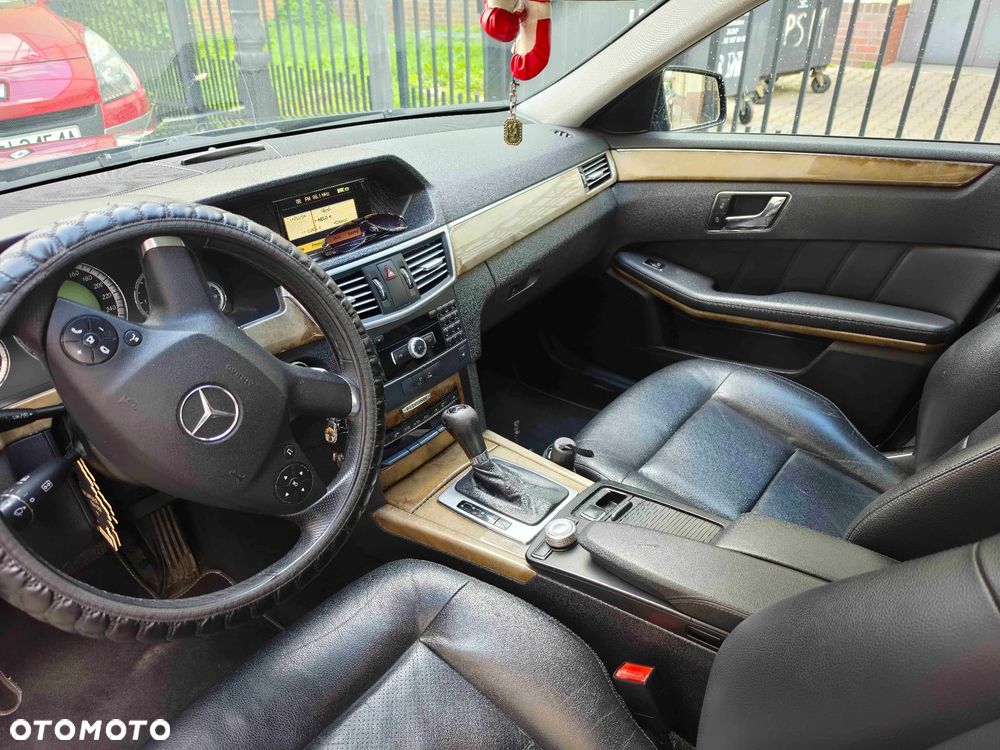 Mercedes-Benz Klasa E - 8
