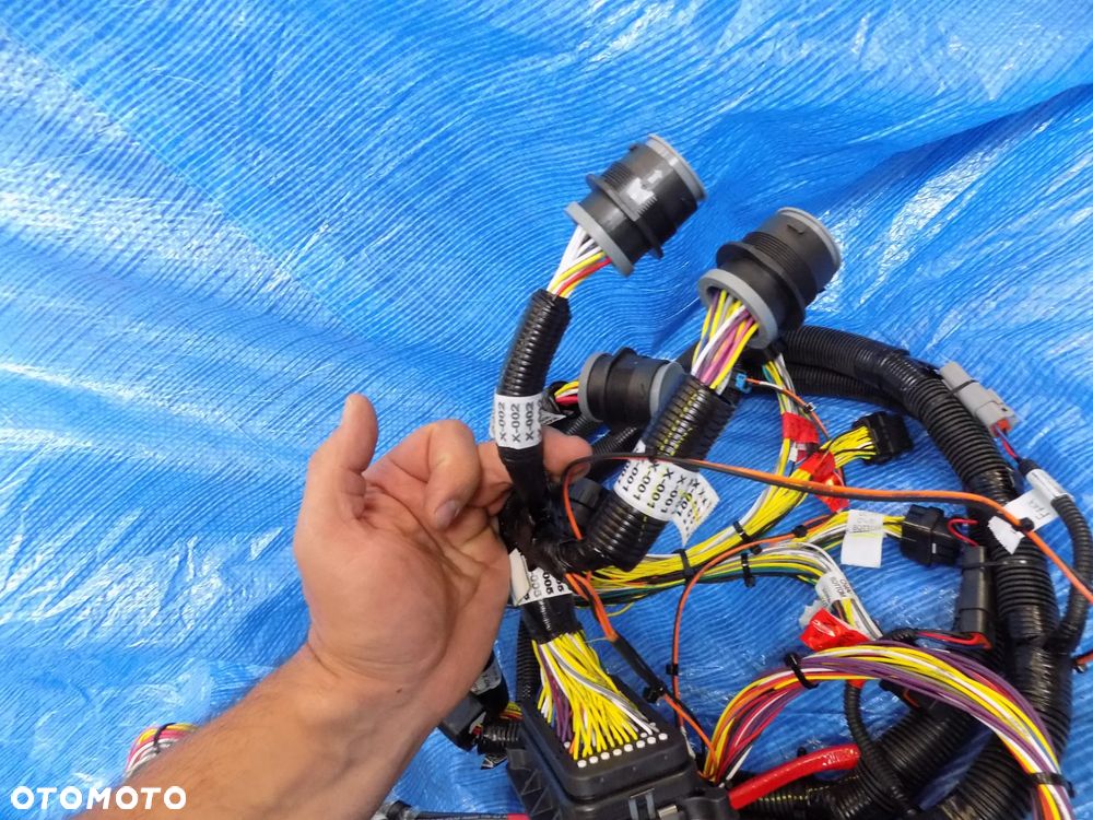 instalacja elektryczna wiązka 48196662 case 7250 8250 9250 - 7